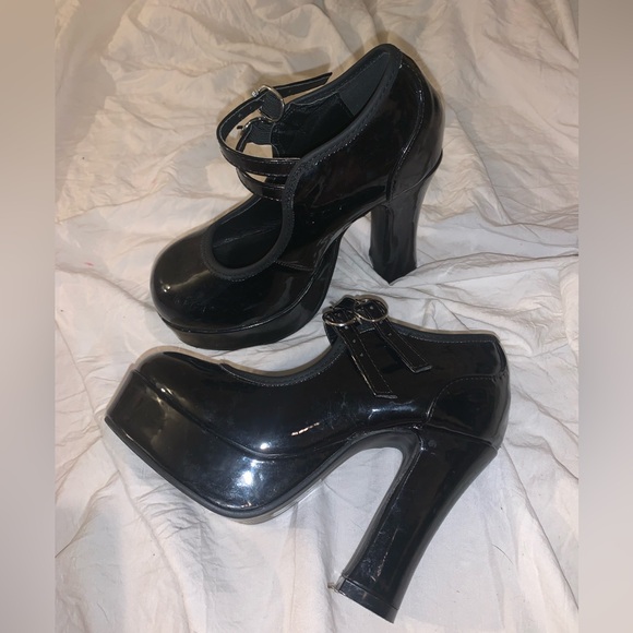 T.U.K Baby Doll Platform Heels - Picture 4 of 6